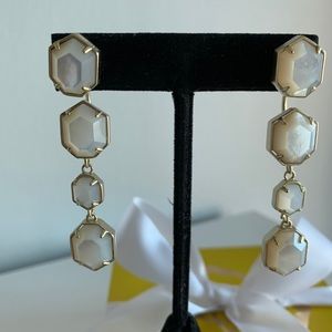 💖💖Kendra Scott Ruthie Earring🤩